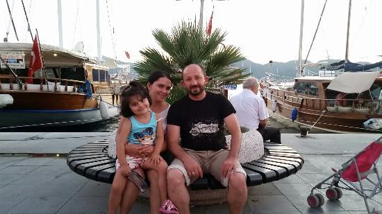 Mallmarine Shopping Center